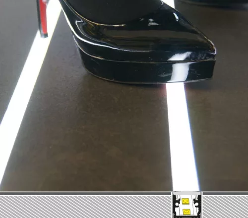 StrongLumio LED profil Floor, eloxált alumínium, 2m